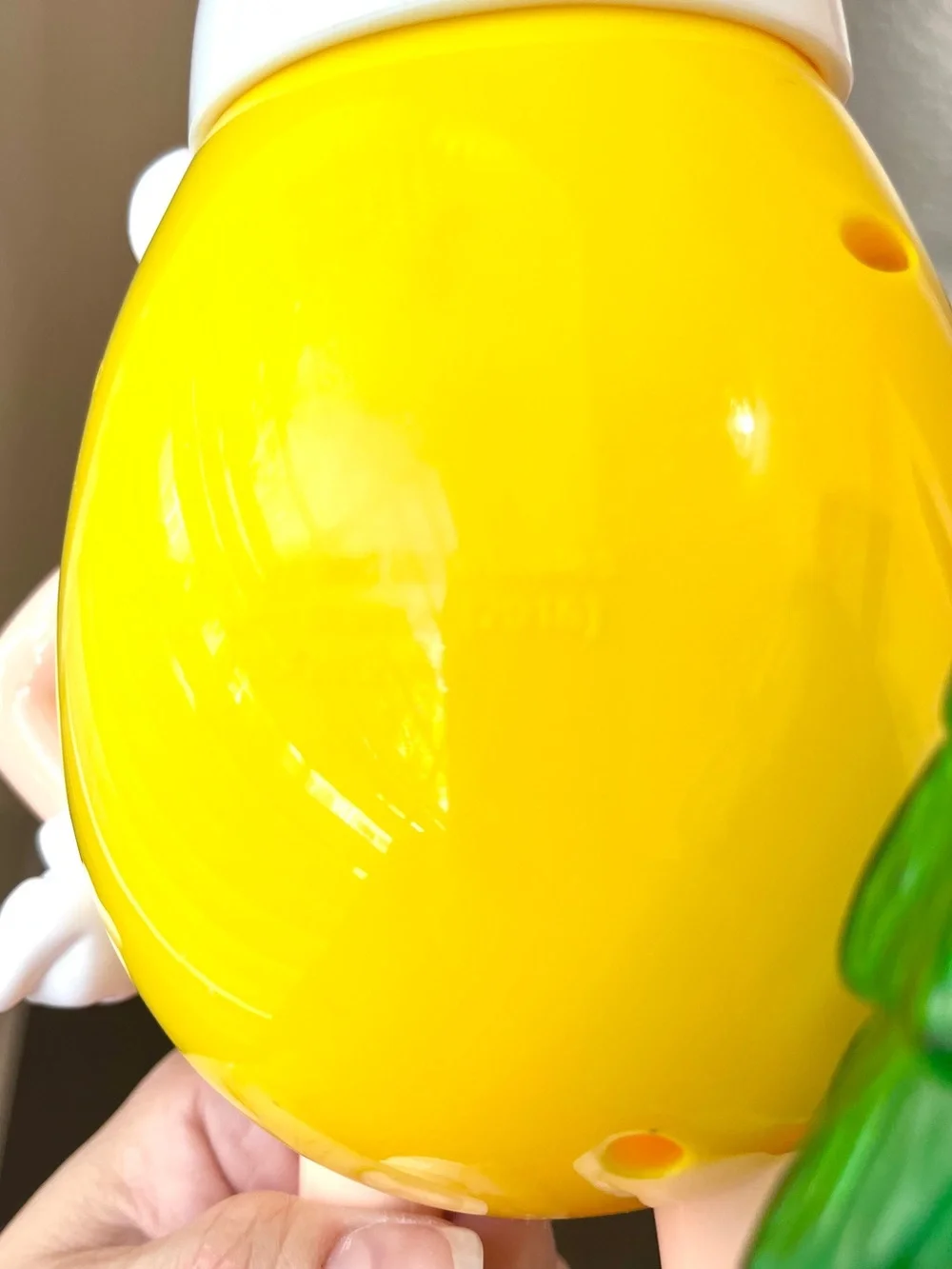 Mars M&M’s Yellow Character Christmas Candy Dispenser 2016 Lights Music